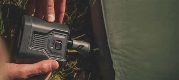 Mistral genopladelig pumpe